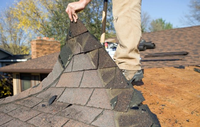How to Tell When It's Time for a Roof Replacement in Greater Sacramento